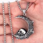 color: Skull Moon +60cm Stainless Steel Chain