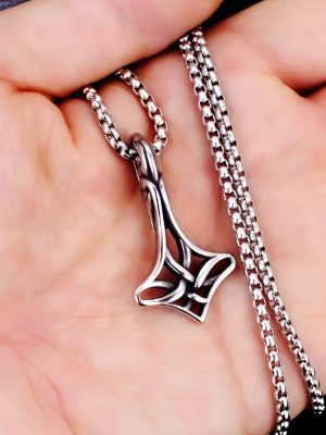 Viking Hip Hop Men's Stainless Steel Ornament Celtic Knot Hollow Truelove Knot Necklace Pendant