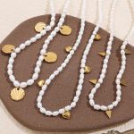 Stainless Steel Light Luxury Beaded Necklace 18K Gold Plated Pendant Ornaments White Fresh Water Women