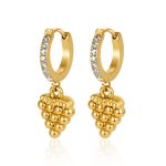 color: -8 Hanging Grape Earrings
