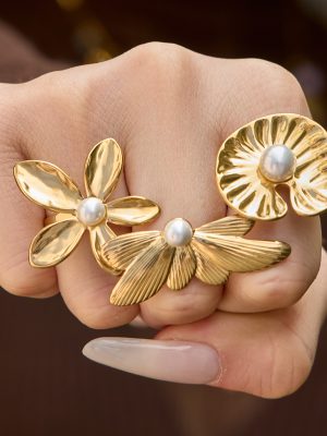 Light Luxury Stainless Steel Shell Pearls Ring 18K Gold Design Flower Lotus Leaf Open Ring