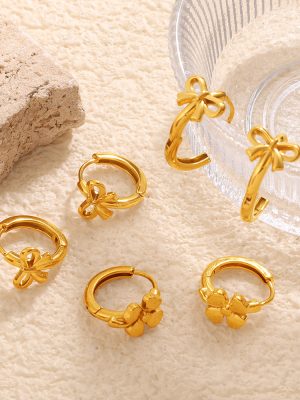 High-Grade Bow Earrings Stainless Steel Exquisite Compact Temperamental Four-Leaf Clover Classic Style Earrings