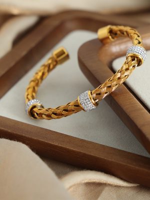 Versatile Design Personalized Stainless Steel Gold Plated Woven Hollowed Rhinestone Open-Ended Bracelet Ornament Women