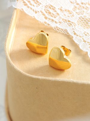 Small Personality Stainless Steel Gold-Plated Small Love Diamond Heart-Shaped Earrings Commuter's All-Matching Design Ear Studs Women