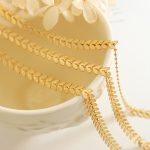 Design Family Stainless Steel Necklace Plated 18K Golden Leaf Phoenix Tail Stitching Chain Elegant Graceful Accessories