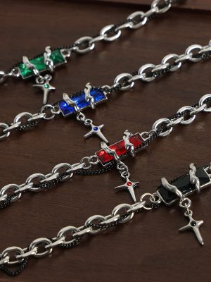 New Vintage Personality Affordable Luxury Premium Stainless Steel Gold Plated Zircon Pendant Bracelet Ornament