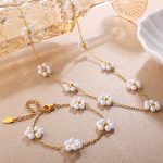 New All-Match Flower Bracelet Necklace Non-Fading 18K Gold Plating High-End Jewelry Set