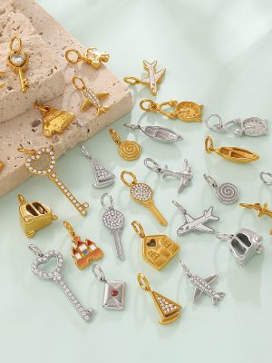Retro Affordable Luxury Diamond-Embedded Aircraft Key DIY Multi-Element Pendant Does Not Fade 18K Gold Plating All-Match Accessories