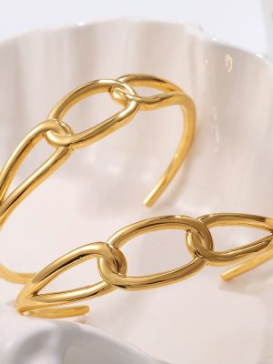 Geometric Twist Stitching Bracelet Stainless Steel 18K Gold Plating Creative Three-Ring Buckle Opening Female