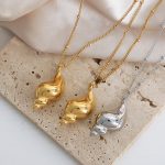 New Simple Premium Light Luxury Temperament Holiday Conch Stainless Steel Pendant Necklace Ornament