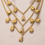 Full Diamond Bear Love Four-Leaf Flower Design Necklace Bracelet 18K Gold Stainless Steel Set