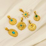 Vintage turquoise pendant, versatile high-end stainless steel 18K gold hammered-texture necklace accessory.