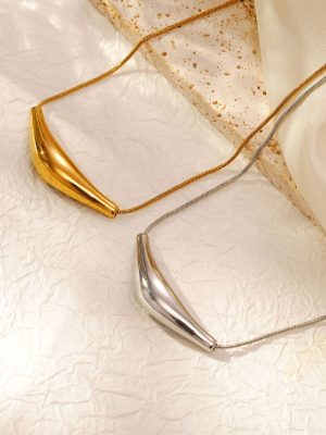 INS Simple Necklace Personalized Hip Hop Design Electroplated Glossy Horn Stainless Steel Necklace