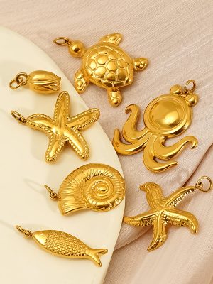 Stainless steel gold-plated DIY ocean-themed accessories: turtle and starfish pendants for women.