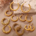 Simple Stainless Steel C- Shaped Stud Earrings Women's All-Match Corrugated Earrings Geometric Hammer Point Pineapple Decoration Ear Clip