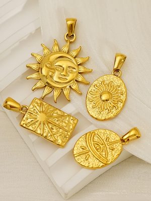 Tarot Retro Three-Dimensional Sun Pendant DIY Stainless Steel All-Match Pendant Jewelry Accessories