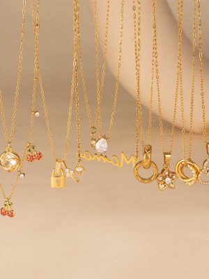 New Pendant Necklace Stainless Steel Non-Fading Inlaid Zircon Clavicle Chain Mama Lock Pattern Necklace