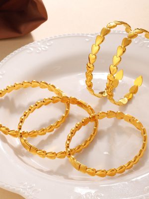 Simple Geometric Heart-Shaped C- Shaped Bracelet Stainless Steel 18K Gold Plating Personality Senior Female
