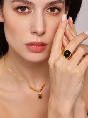 Black Agate Hollow Heavy Industry Stainless Steel 18K Gold Ring Index Finger Ring Light Luxury Graceful Personality Ring