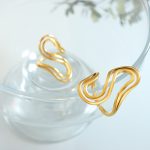 Autumn and Winter Elegant and Personalized Handmade S-Shaped Open Ring Female Stainless Steel Plated 18K Gold Ring