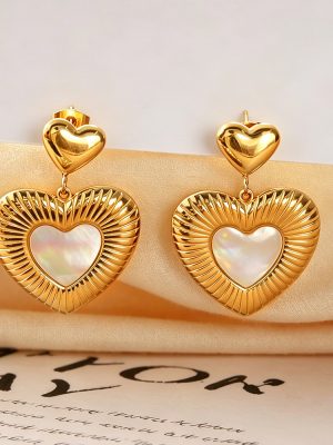 Retro Vertical Pattern Double Layers Loving Heart White Shell Earrings Stainless Steel Plated 18K Gold Light Luxury High-End Earrings