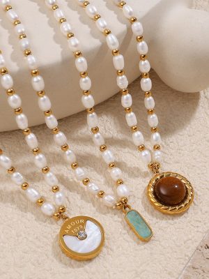 New Stainless Steel Gold Plated 18K Gold Pendant Necklace Freshwater Pearl All-Match Light Luxury Ornament