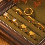 Light Luxury Temperament Inlaid Zircon Ring Stainless Steel Gold Plated Geometric Texture Design Ring