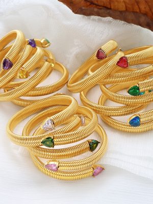 Design Stainless Steel Bracelet Exaggerated Snake Bone Elastic Bracelet Personality Advanced Cold