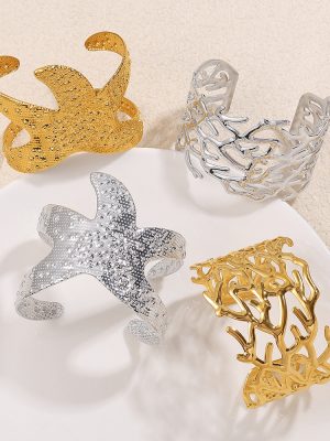 Open Wide Bracelet Hollow High-Grade Stainless Steel Plated 18K Gold Starfish Female